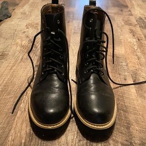 Lace up Boots